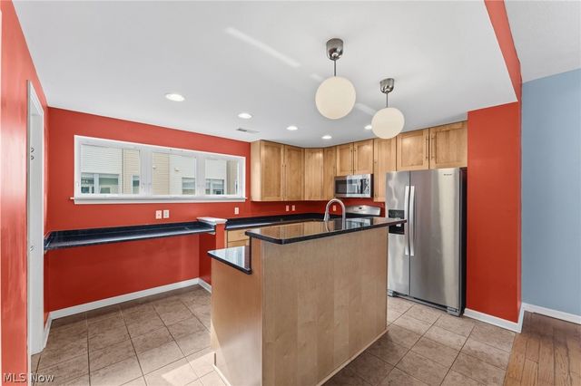 1266 W 74th Street, Cleveland, OH 44102