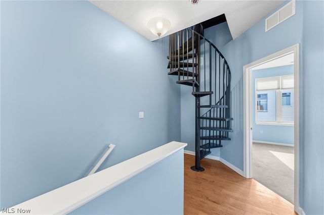 1266 W 74th Street, Cleveland, OH 44102