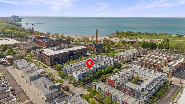 1266 W 74th Street, Cleveland, OH 44102