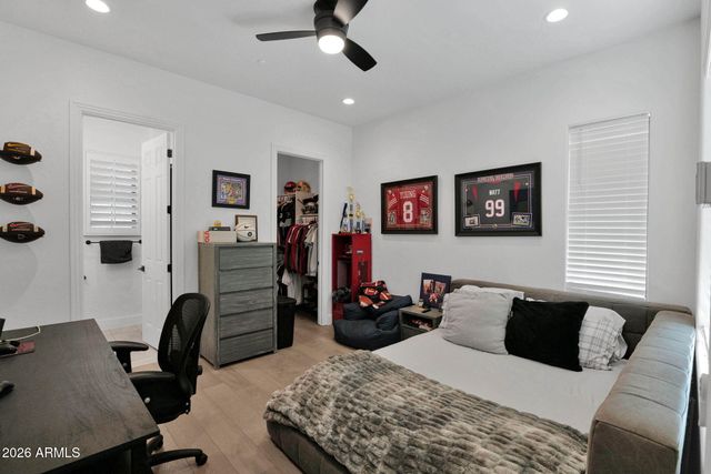 9959 E EDGESTONE Drive, Scottsdale, AZ 85255