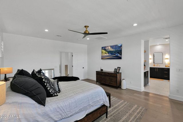 9959 E EDGESTONE Drive, Scottsdale, AZ 85255