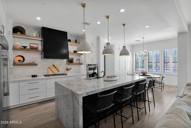 9959 E EDGESTONE Drive, Scottsdale, AZ 85255