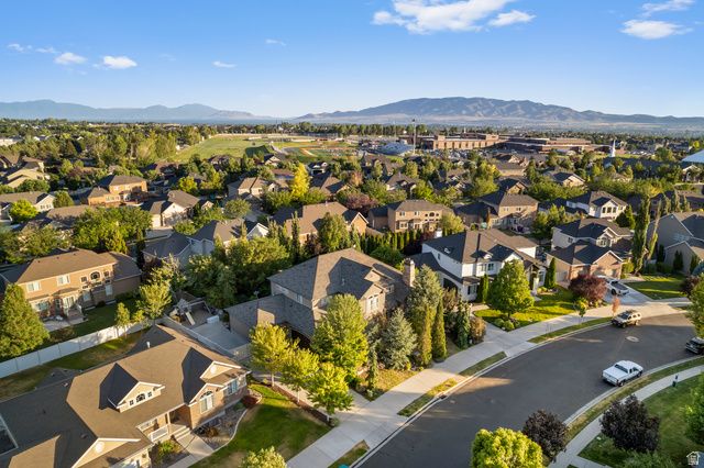 292 E CLUBVIEW LN, Lehi, UT 84043