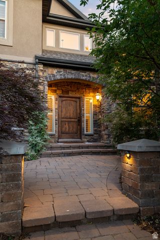 292 E CLUBVIEW LN, Lehi, UT 84043