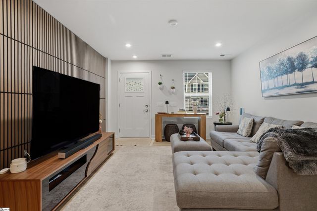320 Kensley Drive, Greenville, SC 29617