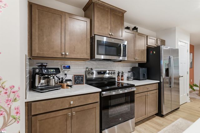 320 Kensley Drive, Greenville, SC 29617