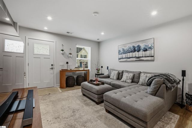 320 Kensley Drive, Greenville, SC 29617