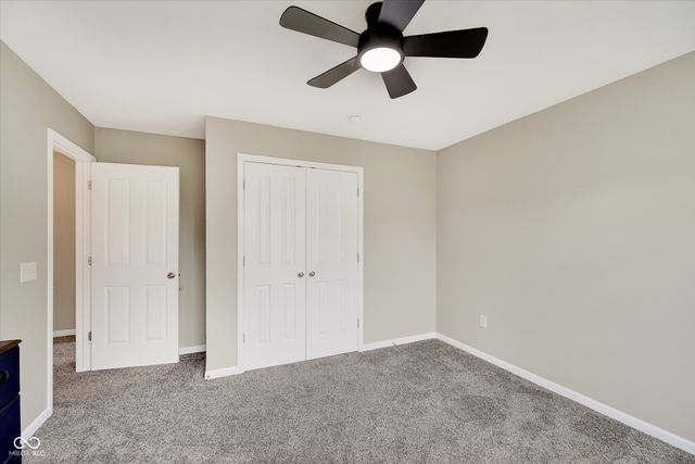 13714 Heatherfield Drive W, Fishers, IN 46038