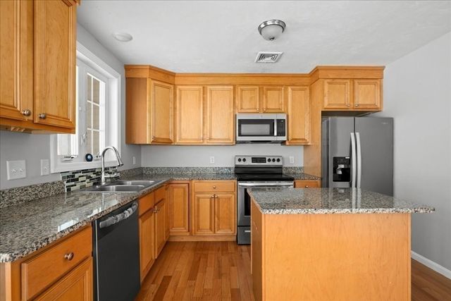 16 Third St 0, Worcester, MA 01602