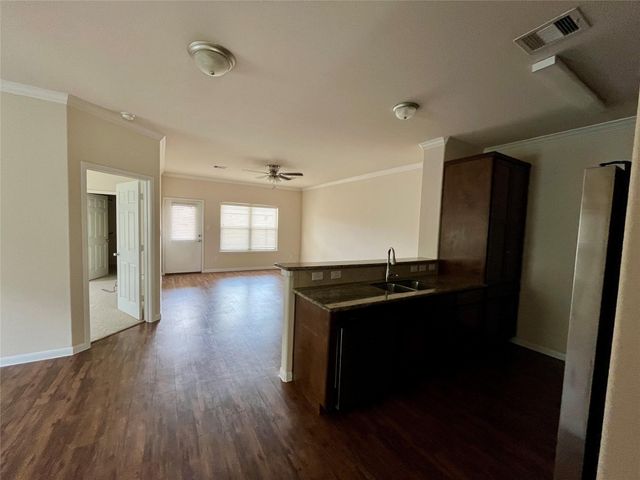 605 Rosewood Street, Dayton, TX 77535