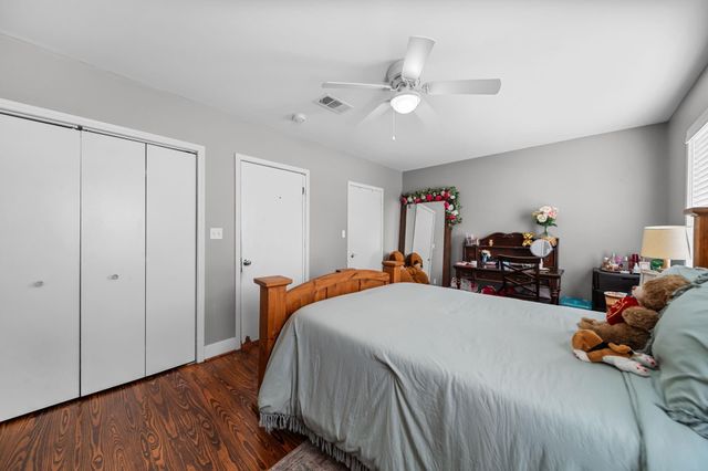 202 Sweed Street, Brenham, TX 77833