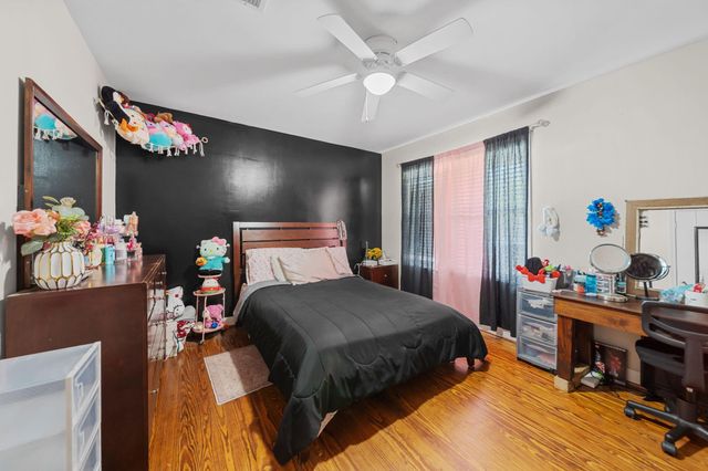 202 Sweed Street, Brenham, TX 77833