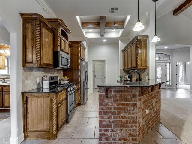 4800 NW 153rd Street, Edmond, OK 73013