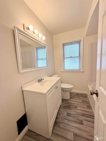 18821 Margareta Street, Detroit, MI 48219