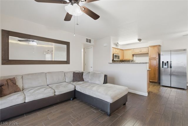 5710 East Tropicana Avenue 1053, Las Vegas, NV 89122