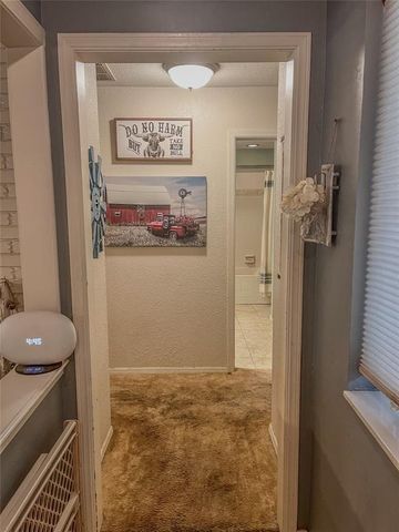 3401 Carriage Way, Edmond, OK 73013