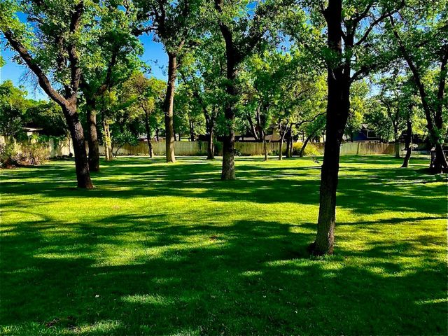 3401 Carriage Way, Edmond, OK 73013