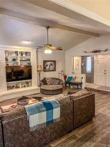 3401 Carriage Way, Edmond, OK 73013