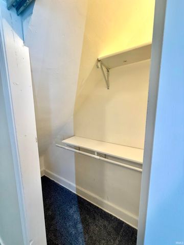 402 W 7Th Street, Mishawaka, IN 46544