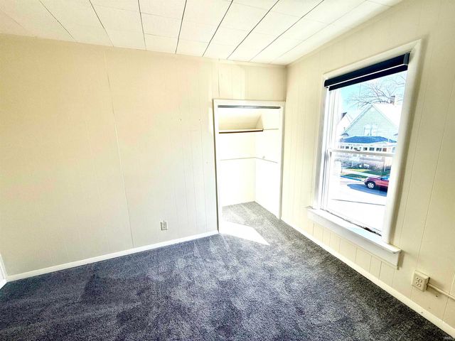 402 W 7Th Street, Mishawaka, IN 46544