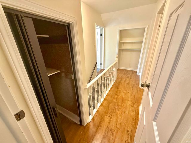 402 W 7Th Street, Mishawaka, IN 46544