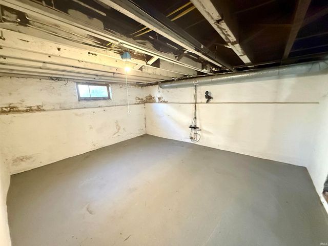 402 W 7Th Street, Mishawaka, IN 46544