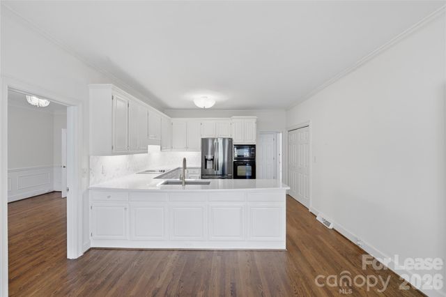5906 Sharon Hills Road, Charlotte, NC 28210