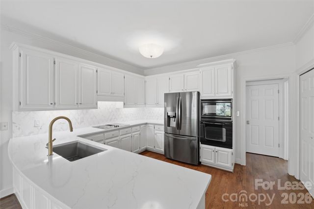 5906 Sharon Hills Road, Charlotte, NC 28210