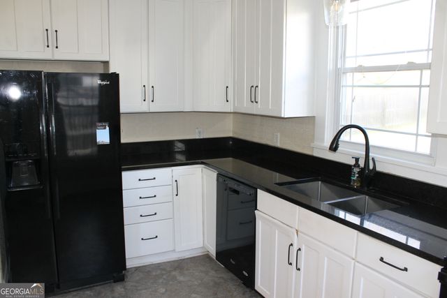 71 Clark Street, Newnan, GA 30263