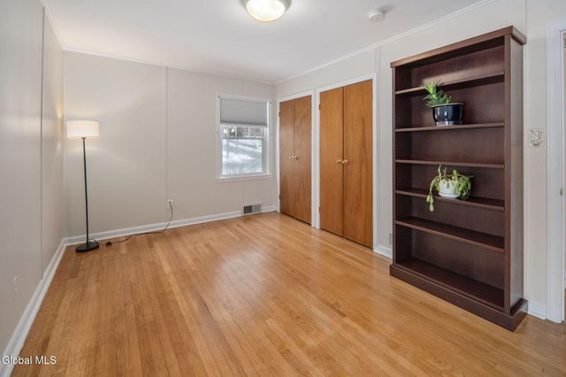 27 Croswell Street, Albany, NY 12206