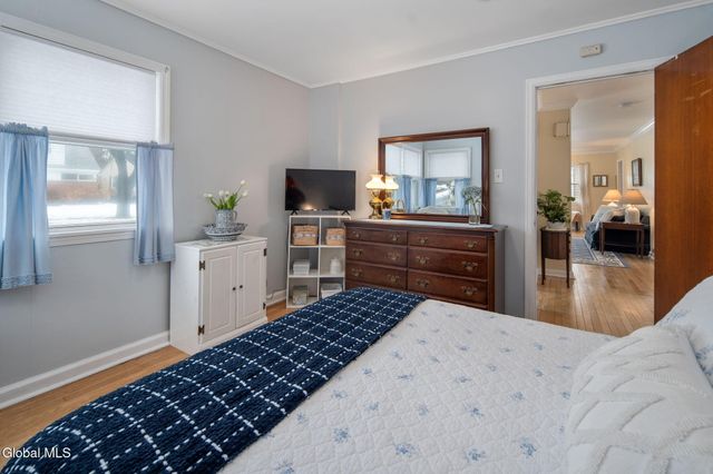 27 Croswell Street, Albany, NY 12206