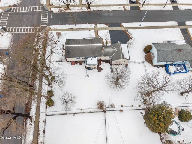 27 Croswell Street, Albany, NY 12206