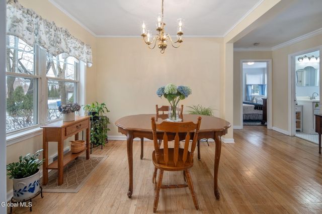 27 Croswell Street, Albany, NY 12206