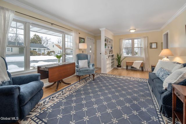 27 Croswell Street, Albany, NY 12206