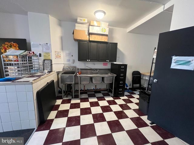 6106 LANSDOWNE AVE, Philadelphia, PA 19151