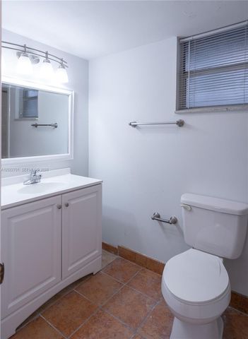 406 NW 68th Ave 410, Plantation, FL 33317