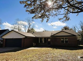 801 W Utica Street, Broken Arrow, OK 74011