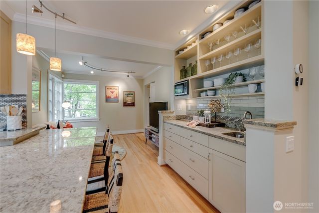 1311 N 78th Street, Seattle, WA 98103