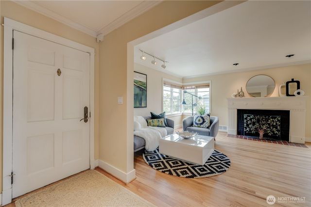 1311 N 78th Street, Seattle, WA 98103