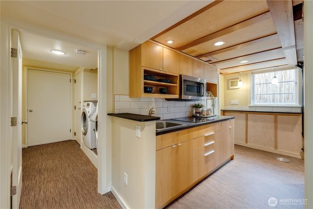 1311 N 78th Street, Seattle, WA 98103