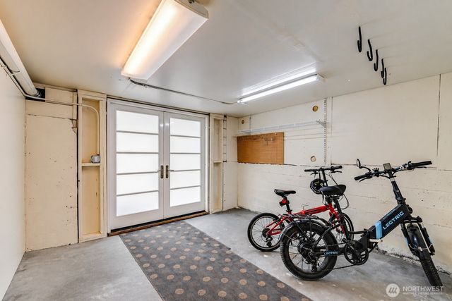 1311 N 78th Street, Seattle, WA 98103