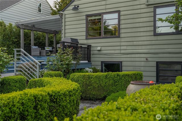 1311 N 78th Street, Seattle, WA 98103