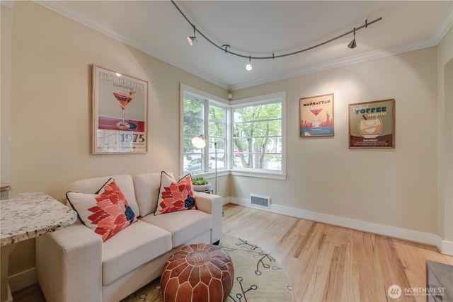 1311 N 78th Street, Seattle, WA 98103