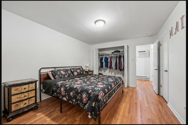 175 N Waters Edge Drive 201, Glendale Heights, IL 60139