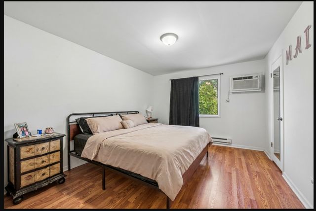 175 N Waters Edge Drive 201, Glendale Heights, IL 60139