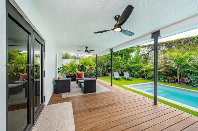 412 NW 41st St, Miami, FL 33127