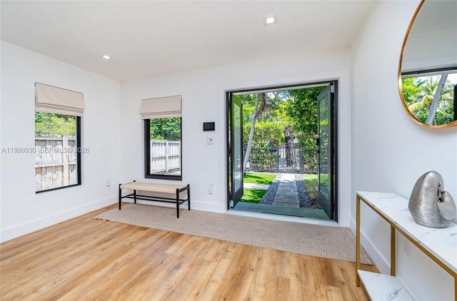 412 NW 41st St, Miami, FL 33127