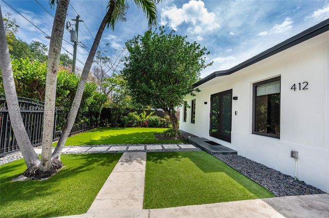 412 NW 41st St, Miami, FL 33127