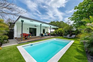 412 NW 41st St, Miami, FL 33127