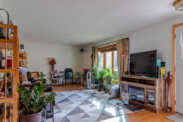 44 Baker St, Brockton, MA 02302